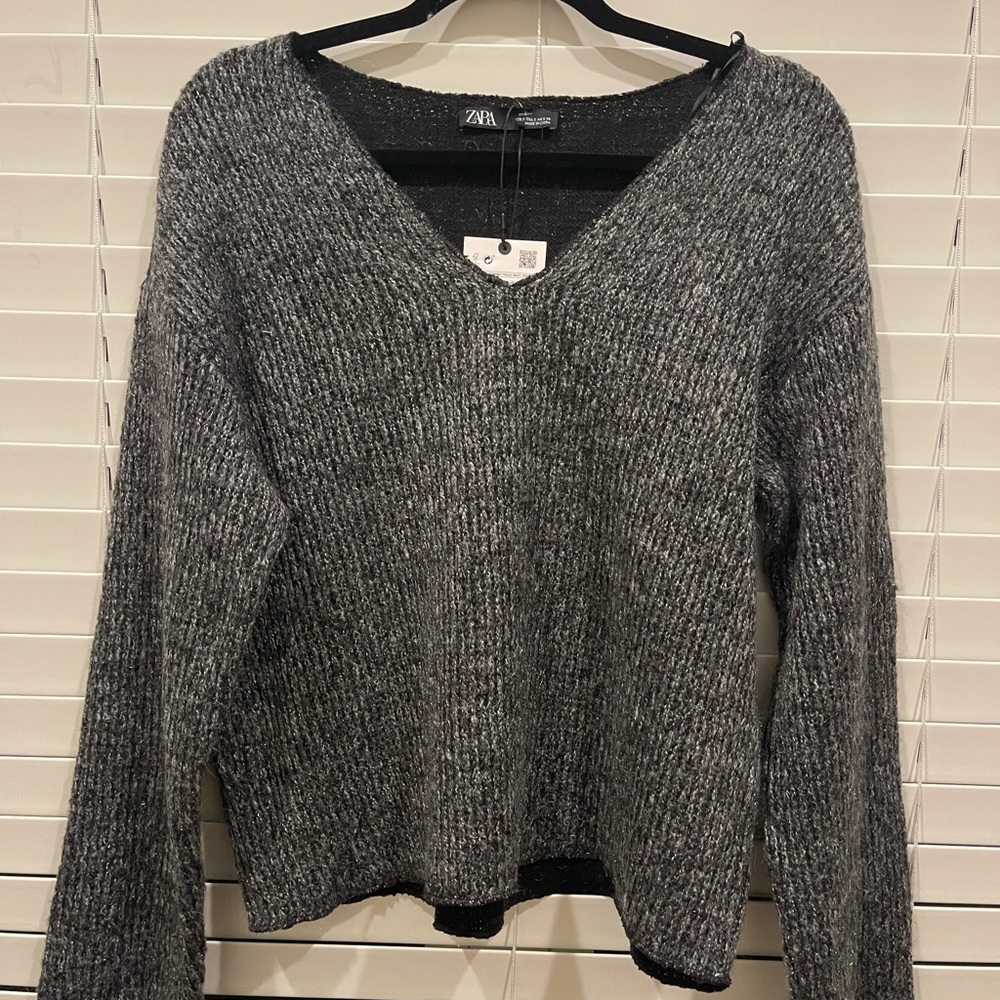 ZARA | V-Neck Gray Cozy Fall Sweater | US Small